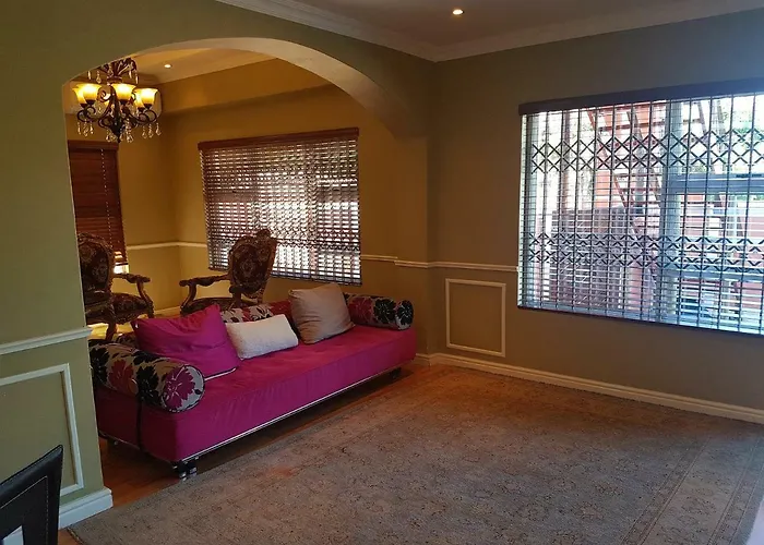 Beautiful Apartment In Century City