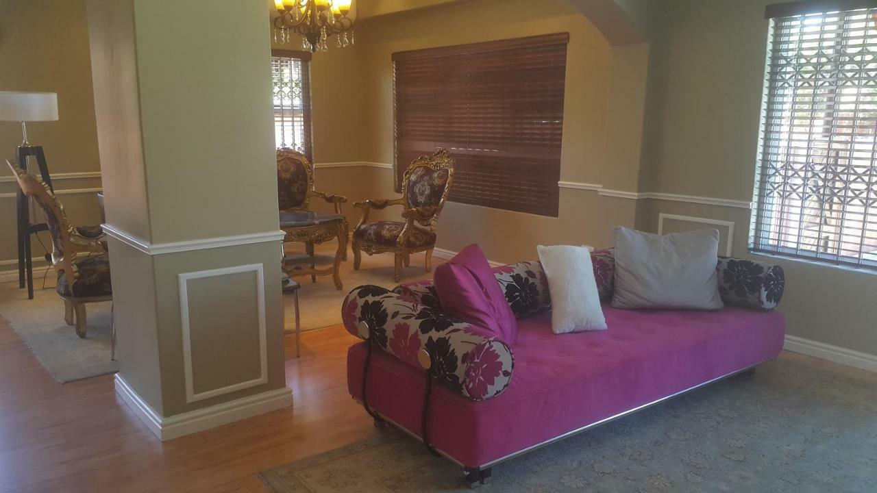 Apartment Beautiful In Century City Cape Town