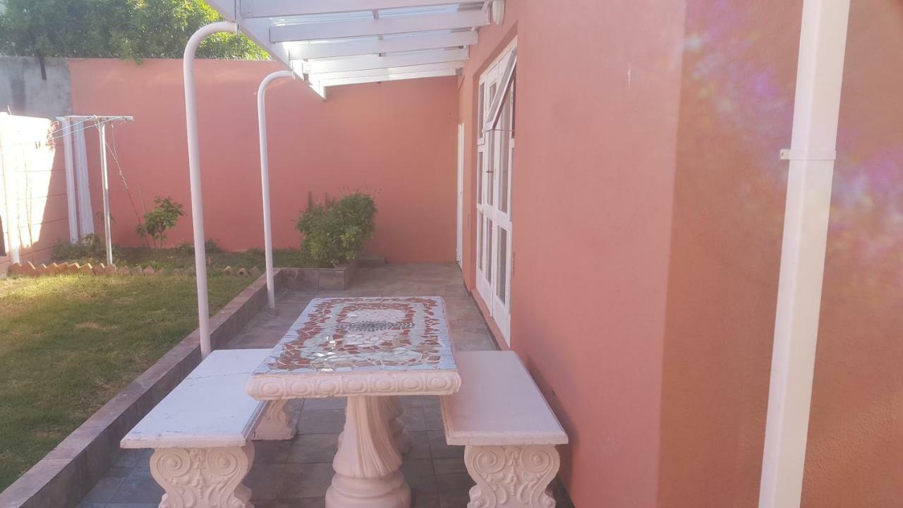 Beautiful In Century City Appartement Le Cap